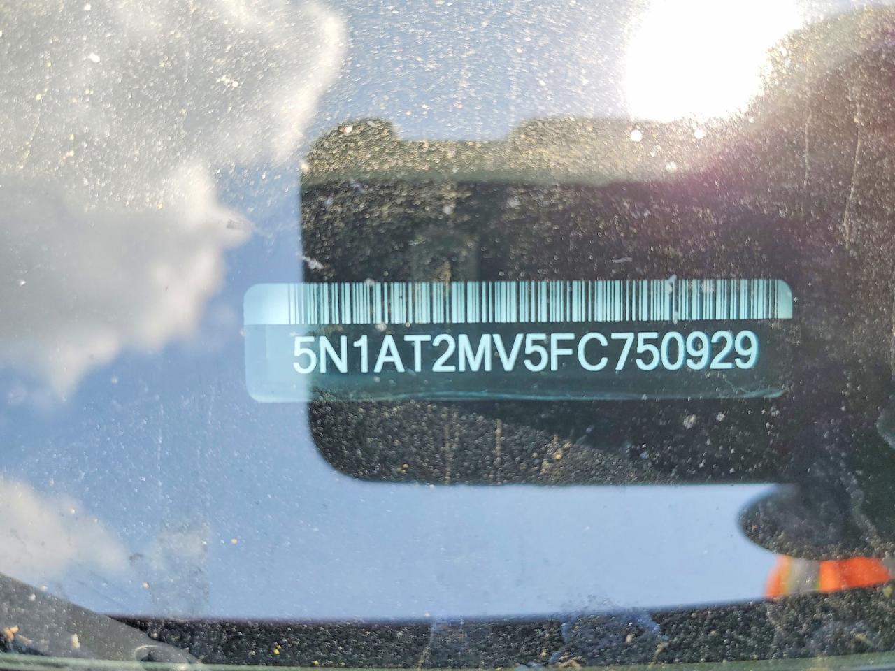 2015 Niss Rogue Sl - zdjęcie 14