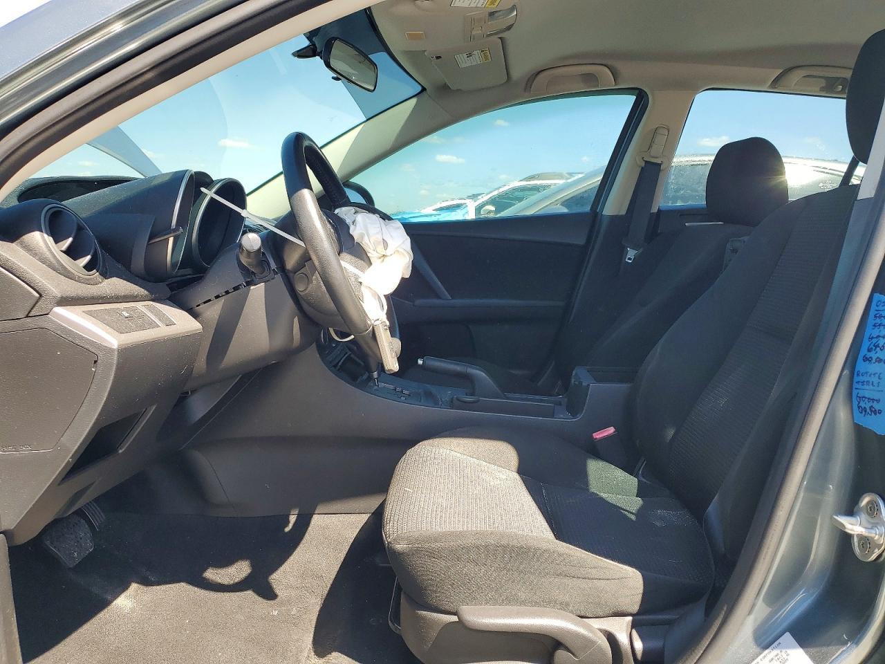 2013 Mazda 3 I - zdjęcie 7