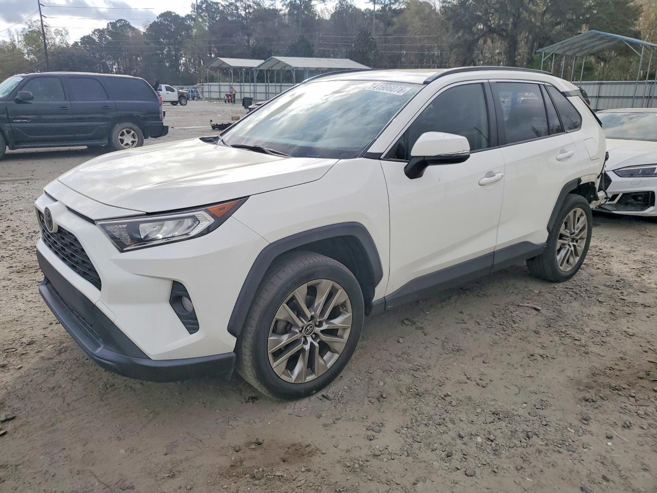 2019 Toyota Rav4 Xle Premium - zdjęcie główne