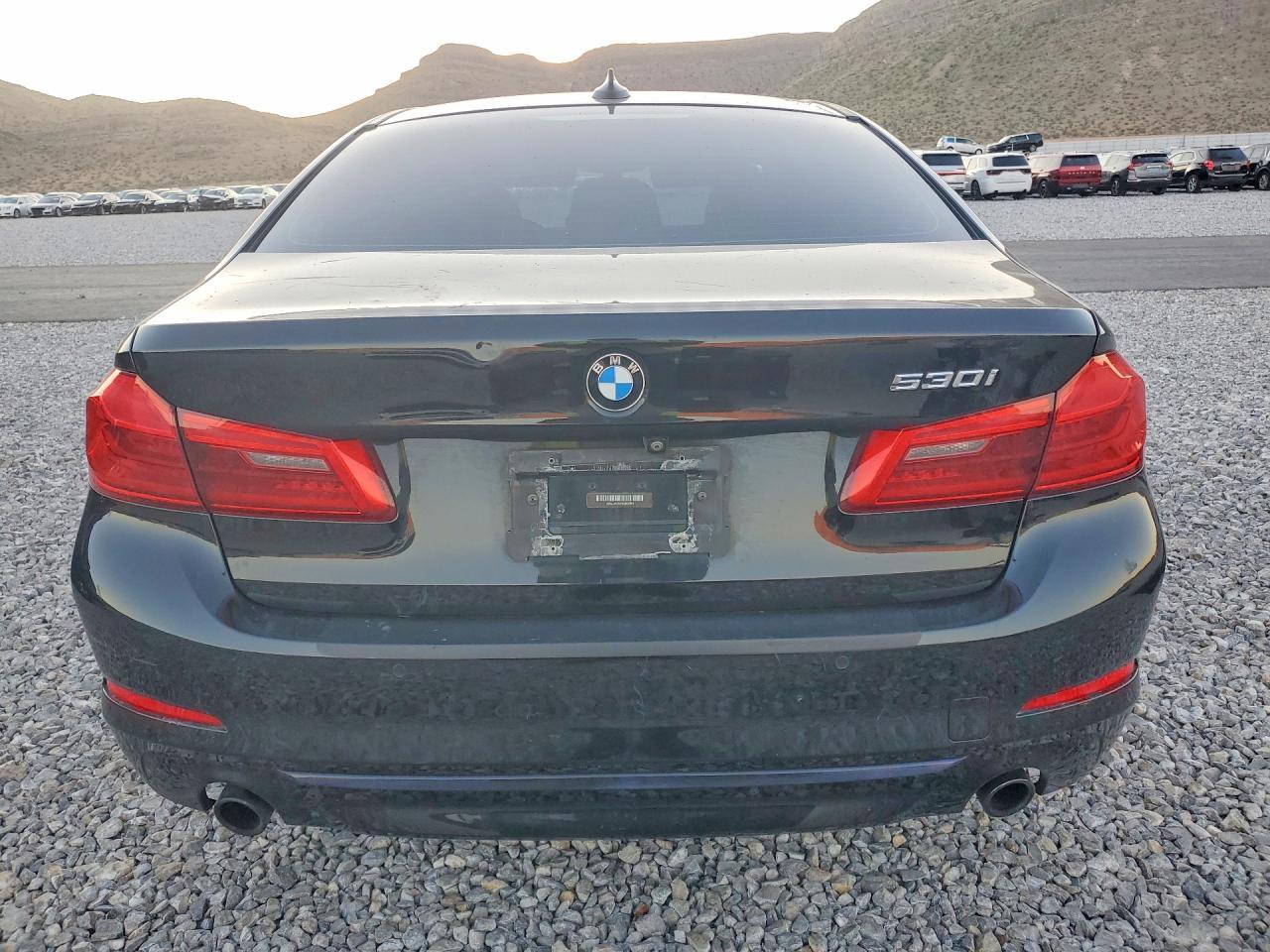 2019 BMW 530 I - zdjęcie 6
