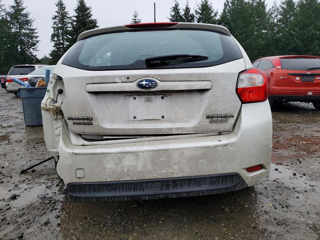 2014 Subaru Impreza Premium - zdjęcie 6