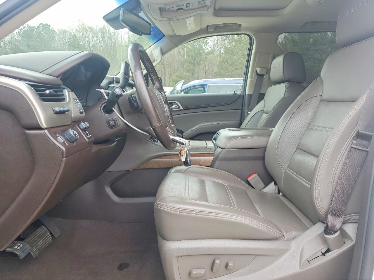 2019 GMC Yukon Denali - zdjęcie 7
