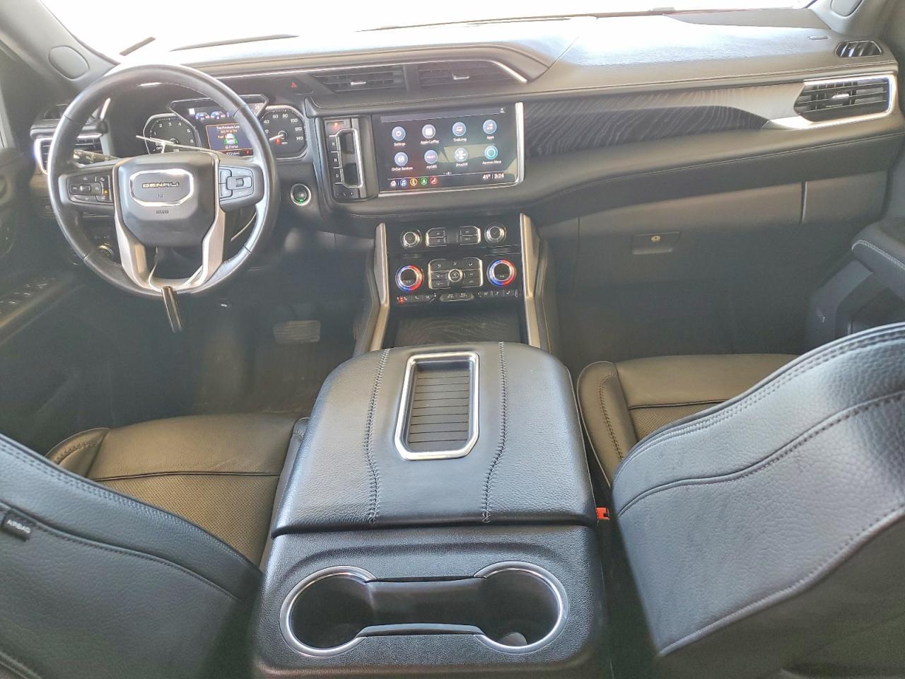 2021 GMC Yukon Denali - zdjęcie 8