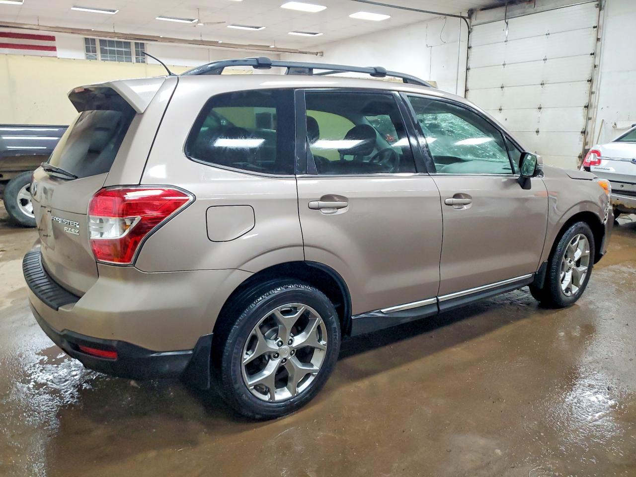 2015 Subaru Forester 2.5I Touring - zdjęcie 3
