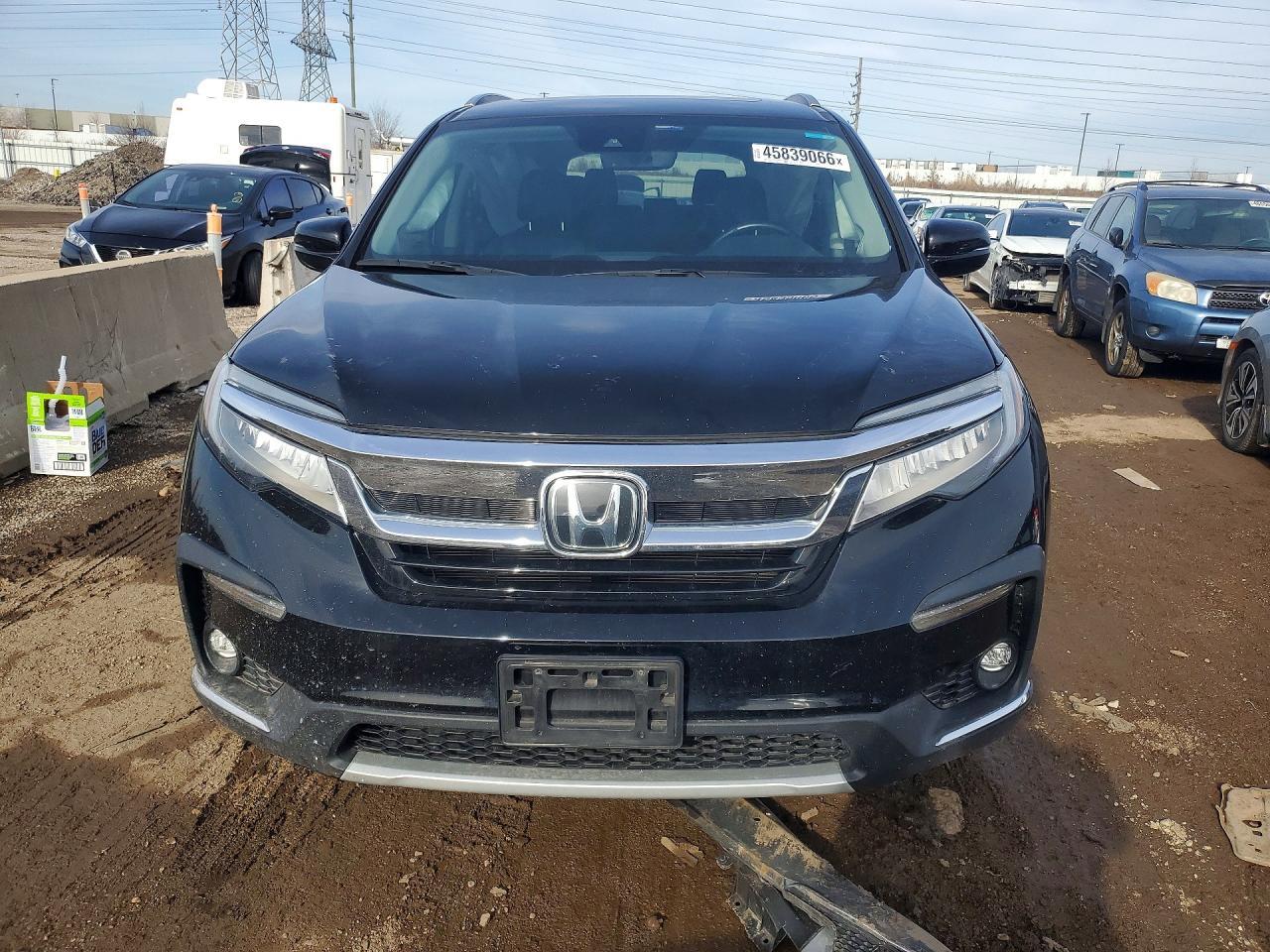 2021 Honda Pilot Touring - zdjęcie 5