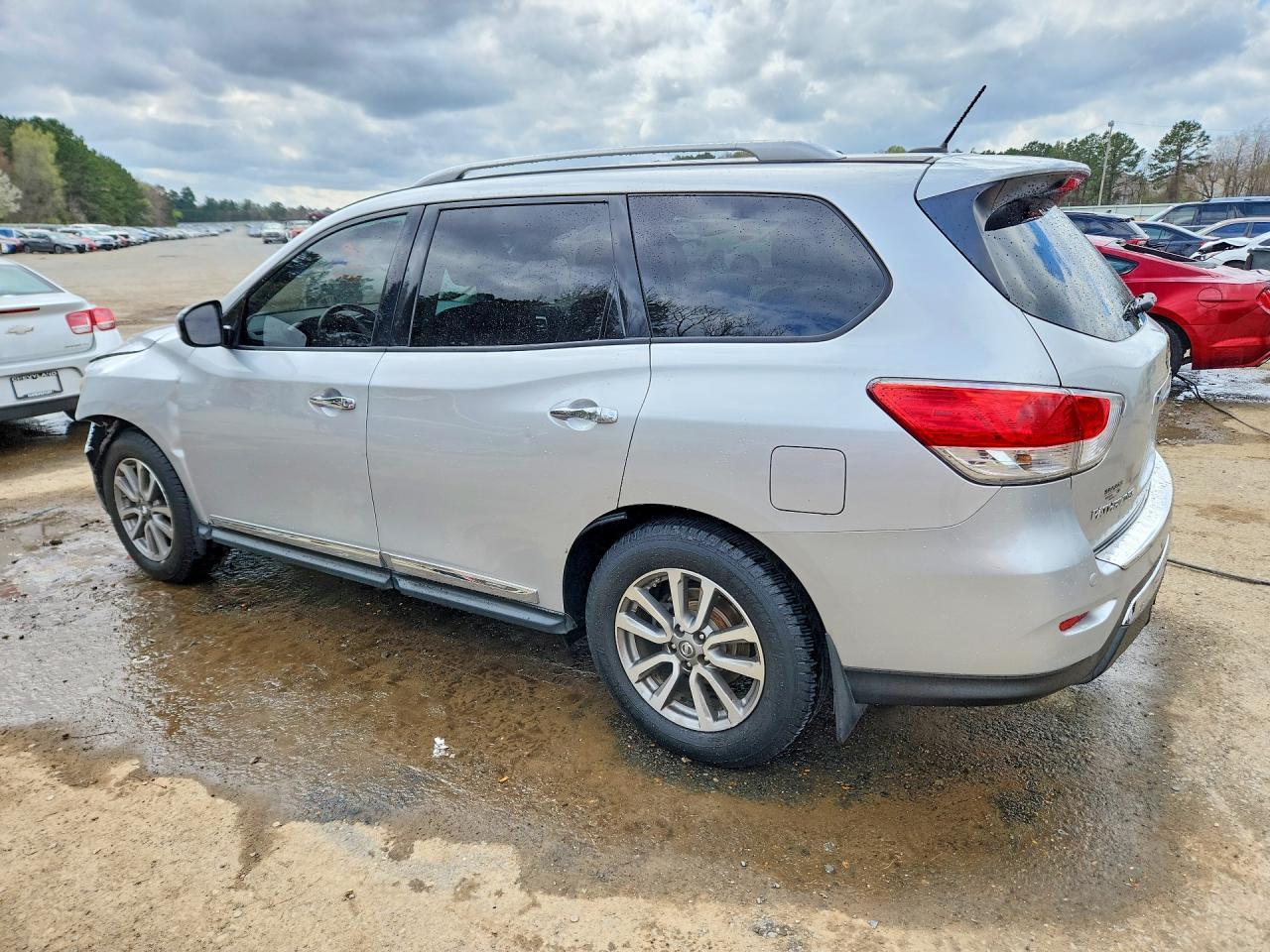 2014 Nissan Pathfinder Sl - zdjęcie 2