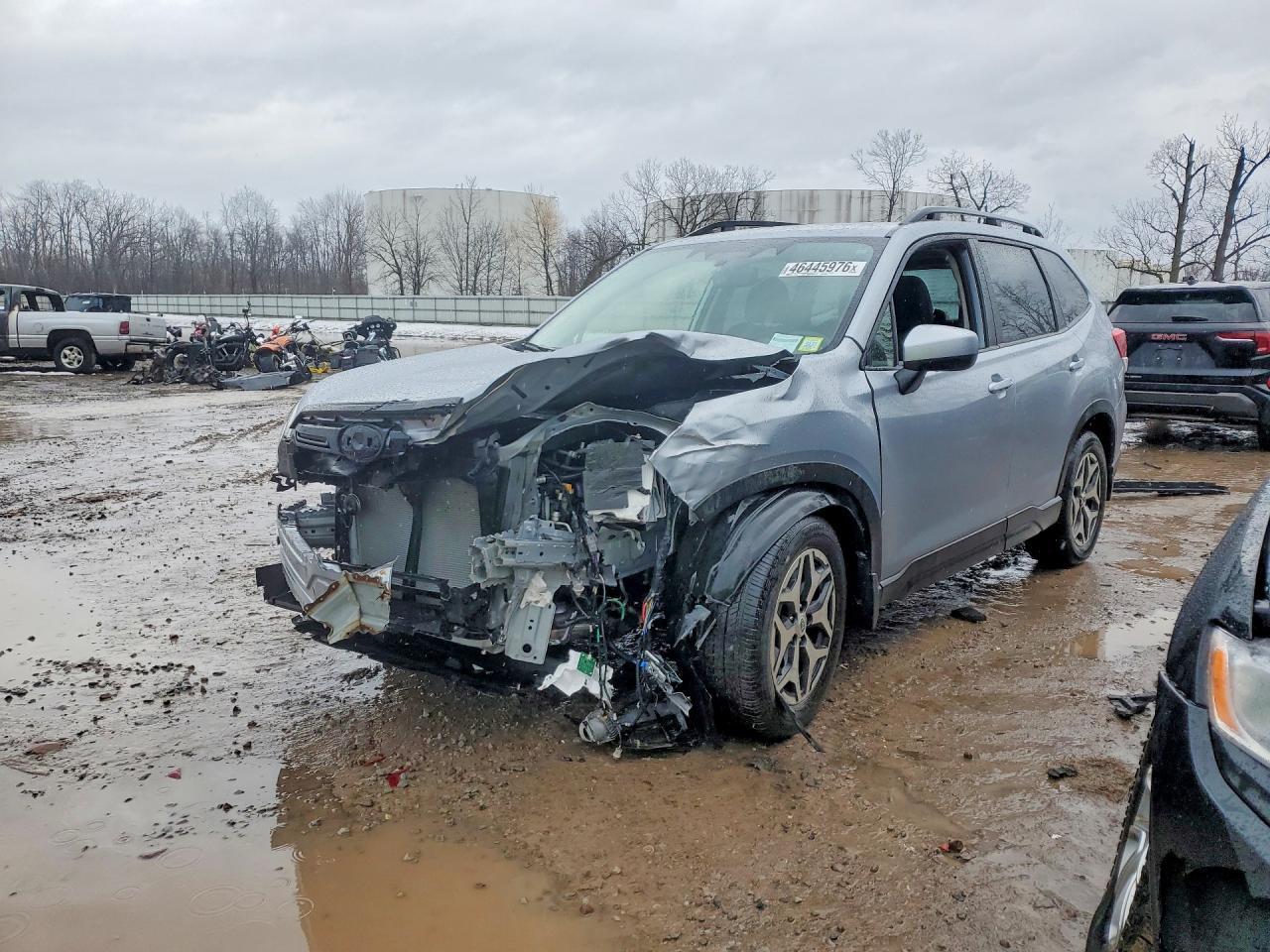 2023 Subaru Forester Premium - zdjęcie główne