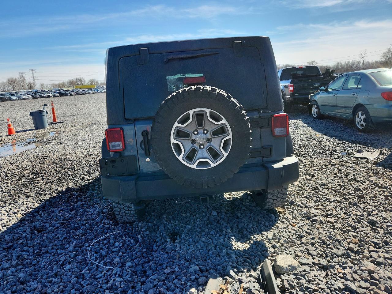 2015 Jeep Wrangler Unlimited Rubicon - zdjęcie 6