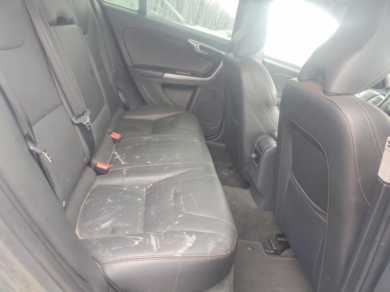 2018 Volvo V60 Cross Country Premier - zdjęcie 10