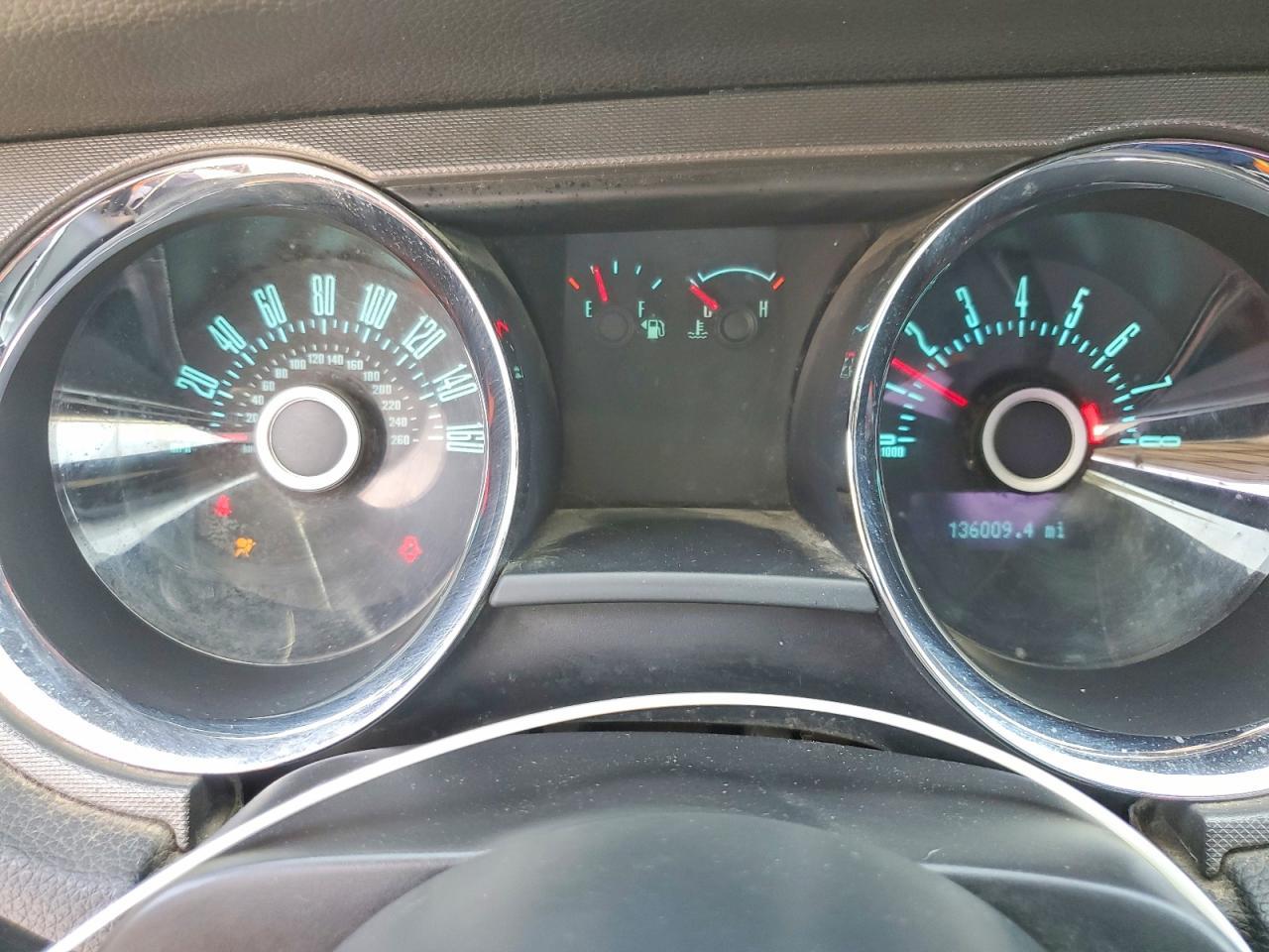 2013 Ford Mustang - zdjęcie 9