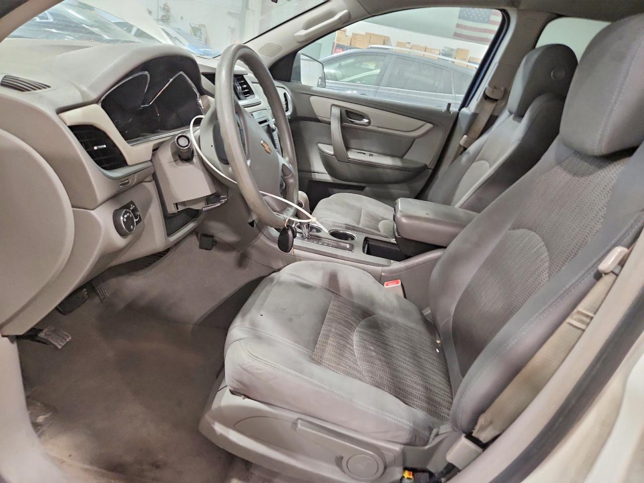 2015 Chevrolet Traverse Ls - zdjęcie 7