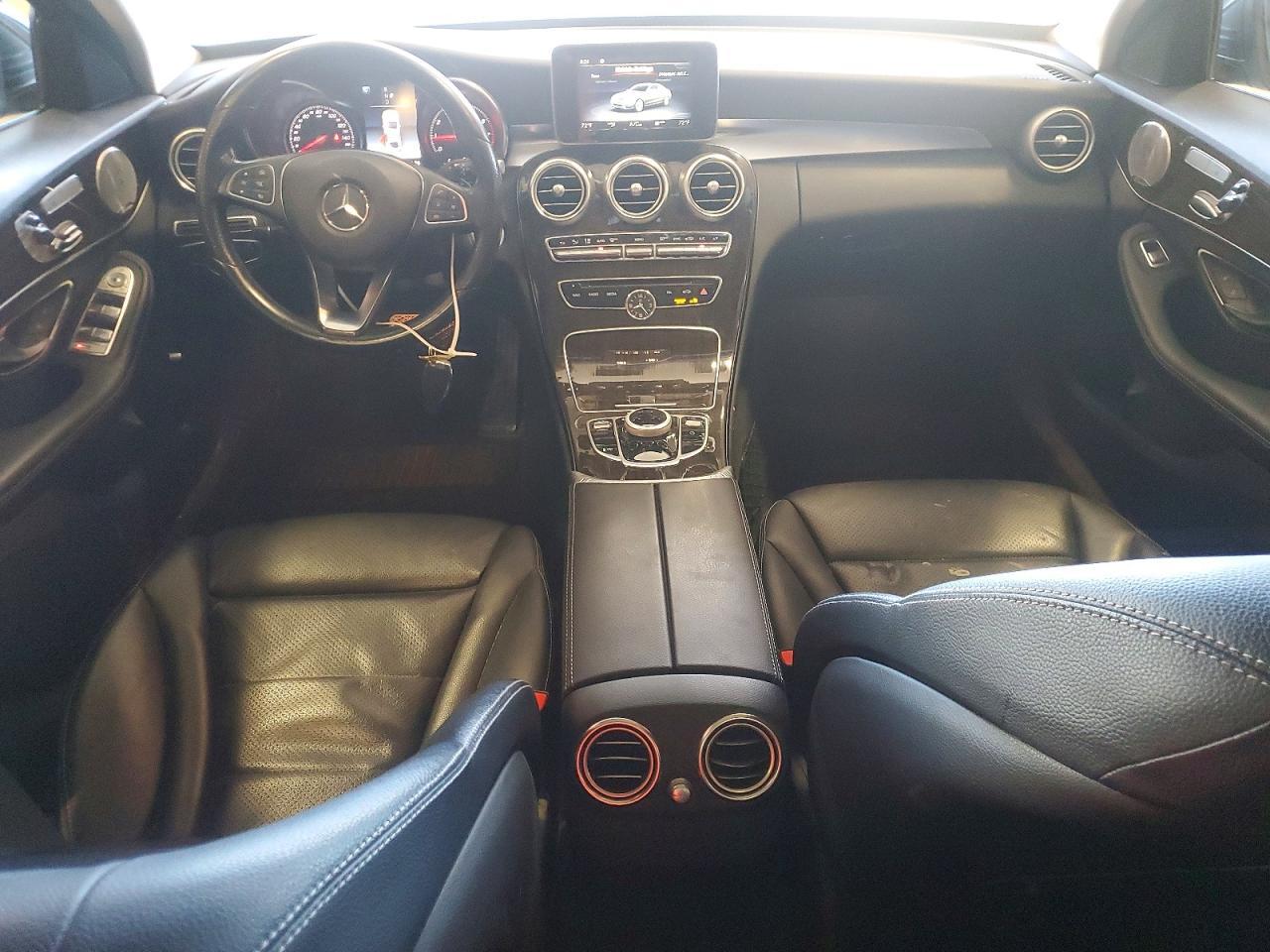 2018 Mercedes-Benz C 300 4Matic - zdjęcie 8