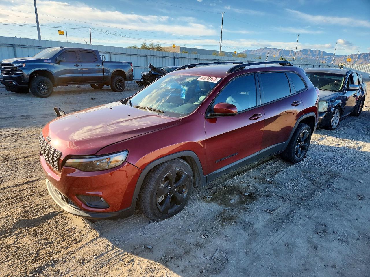 2020 Jeep Cherokee Latitude Plus - zdjęcie główne