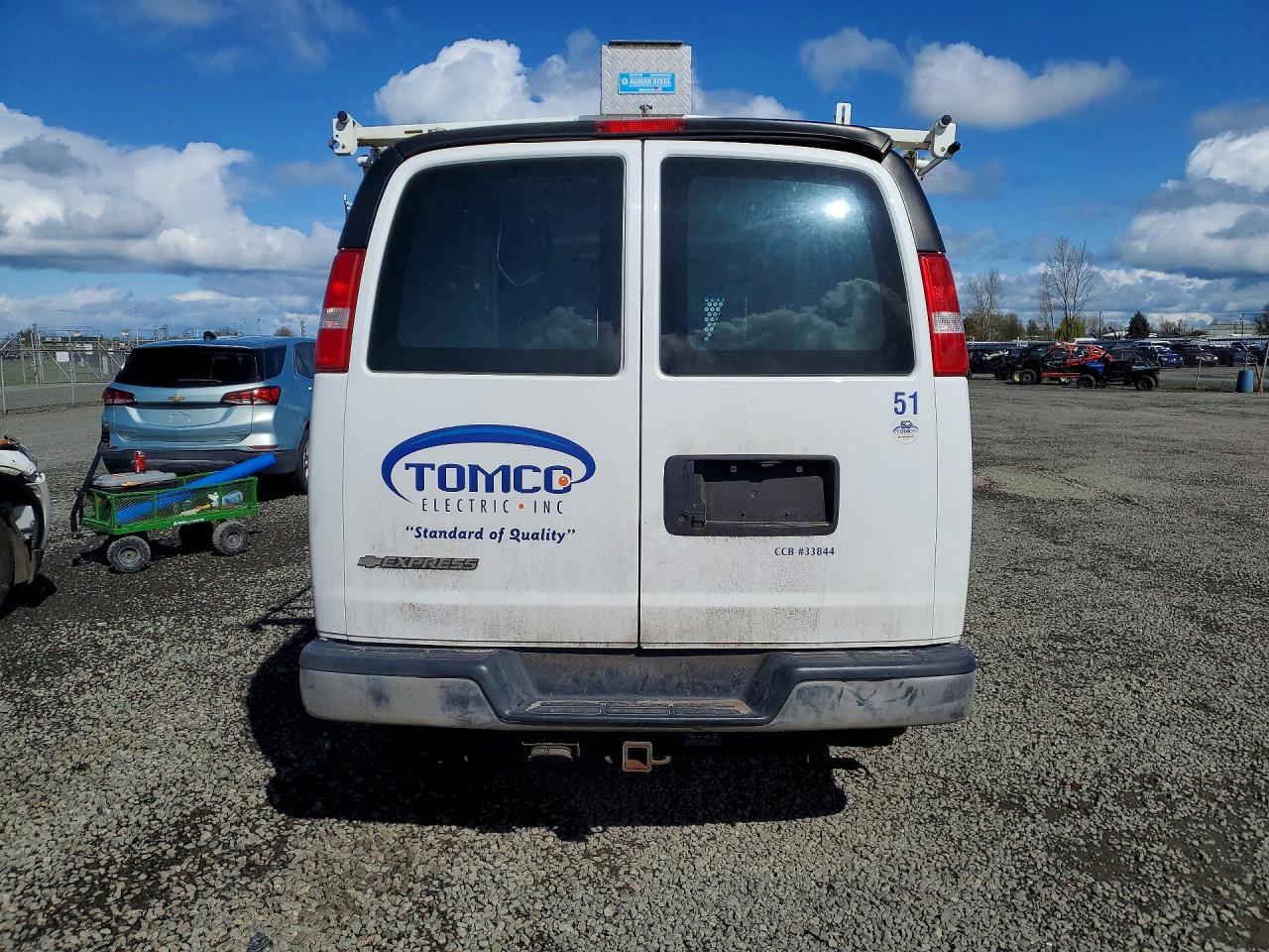 2017 Chevrolet Express G2500 - zdjęcie 6