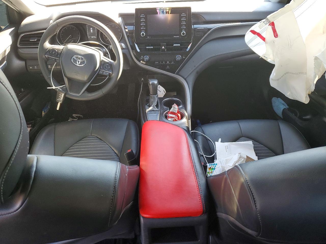 2023 Toyota Camry Se - zdjęcie 8