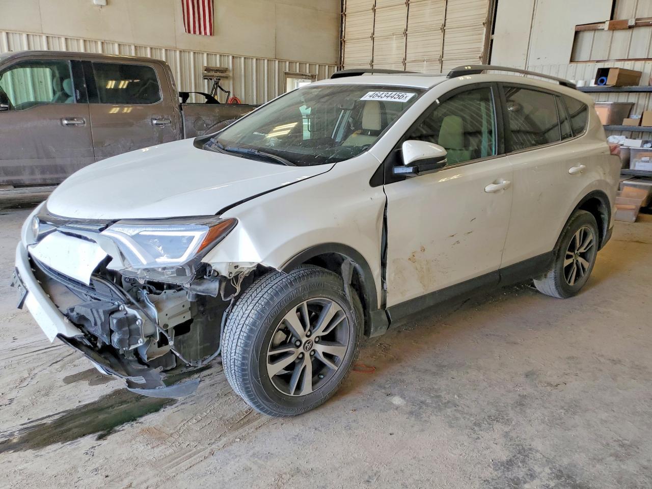 2018 Toyota Rav4 Xle - zdjęcie główne