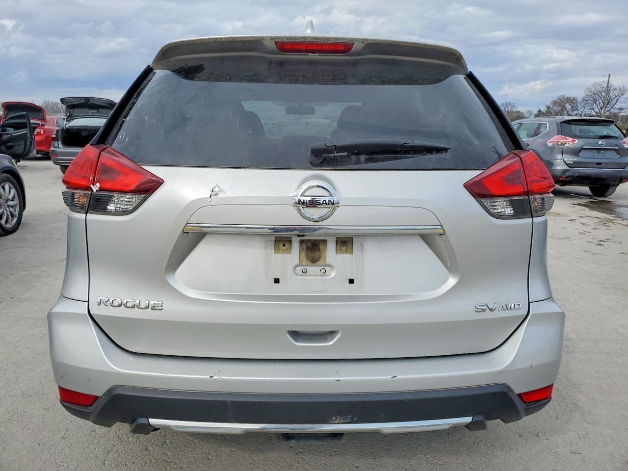 2017 Nissan Rogue Sv - zdjęcie 6