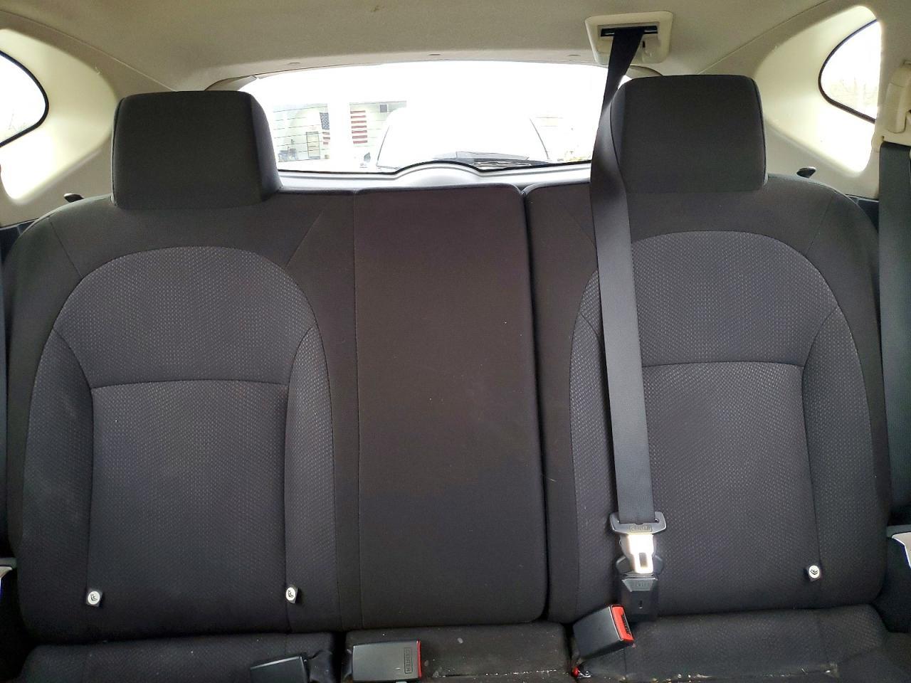 2013 Nissan Rogue S - zdjęcie 10