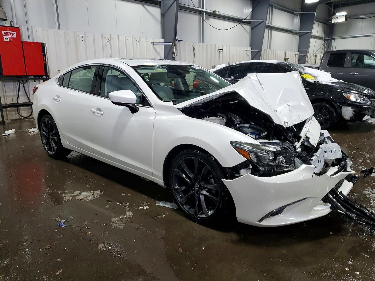 2017 Mazda 6 Grand Touring - zdjęcie 4