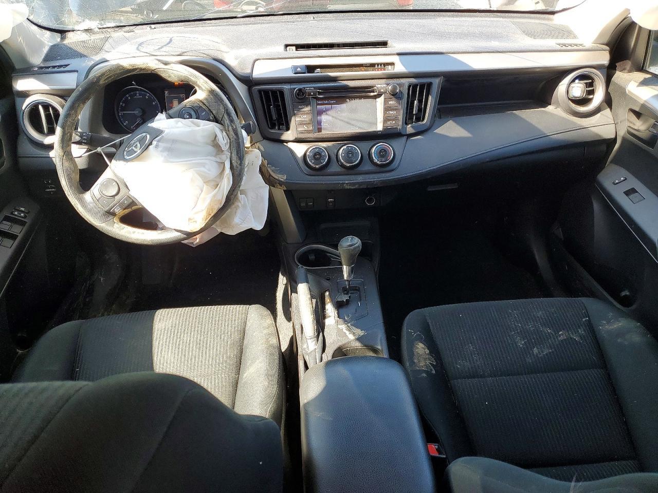 2018 Toyota Rav4 Le - zdjęcie 8