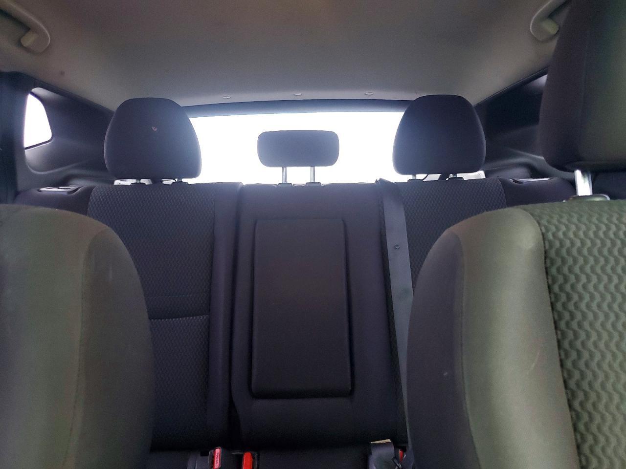 2020 Nissan Rogue Sport S - zdjęcie 10