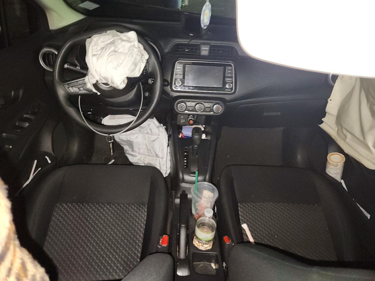 2024 Nissan Versa S - zdjęcie 8