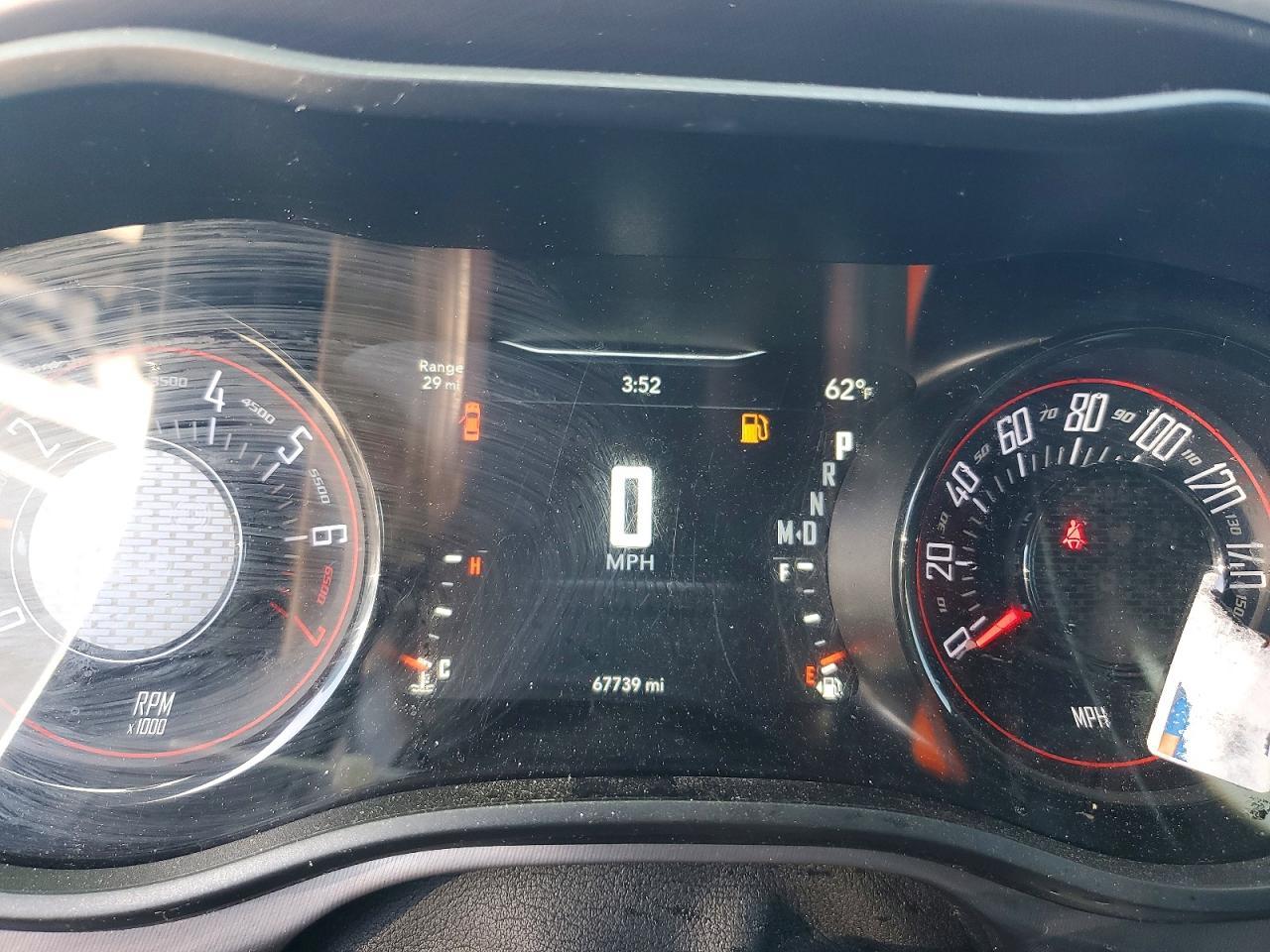 2020 Dodge Challenger Sxt - zdjęcie 9