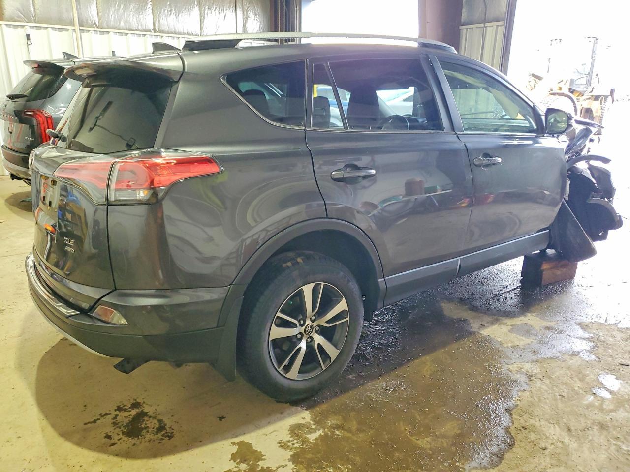 2017 Toyota Rav4 Xle - zdjęcie 3