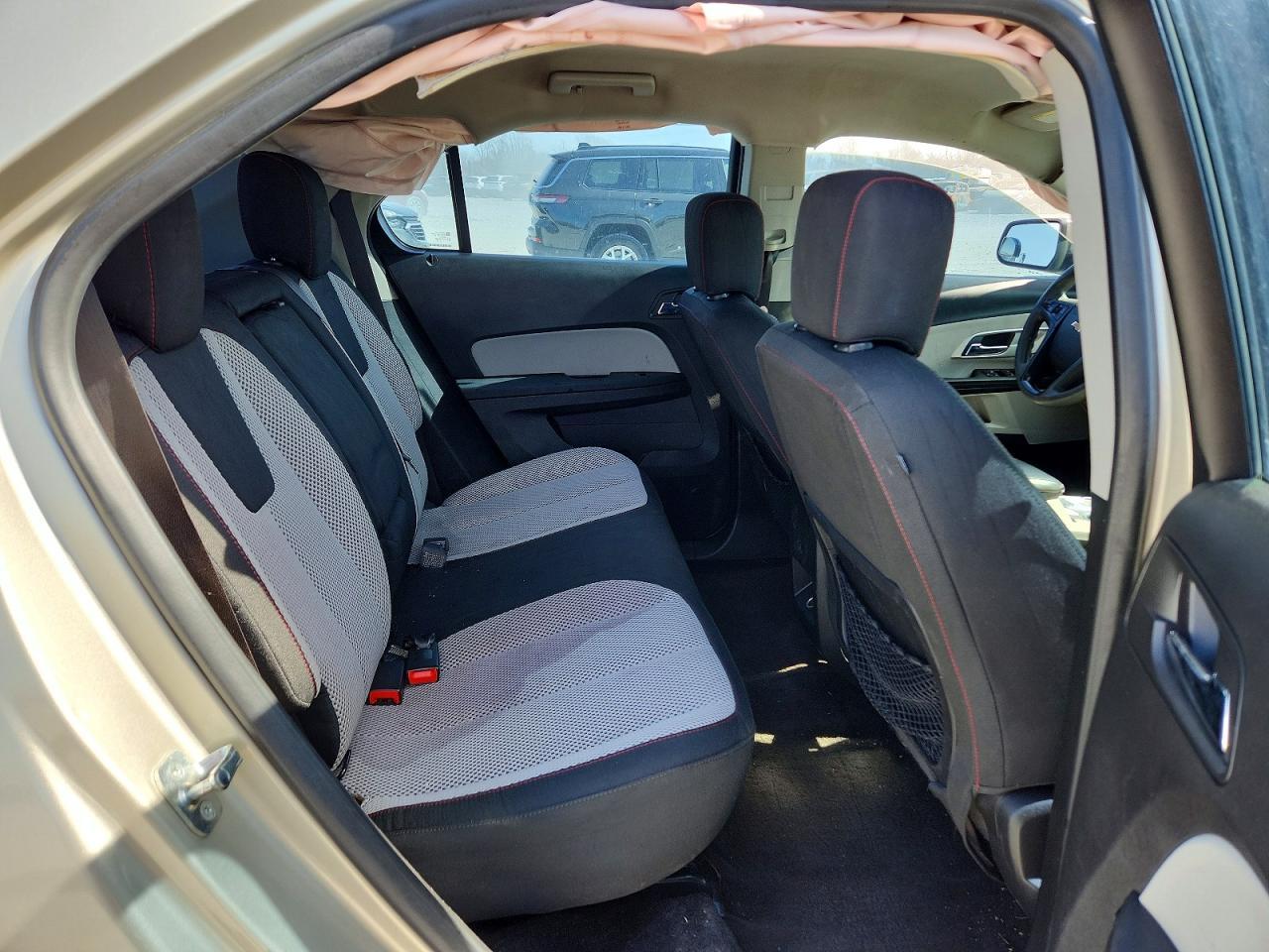 2016 Chevrolet Equinox Ls - zdjęcie 11