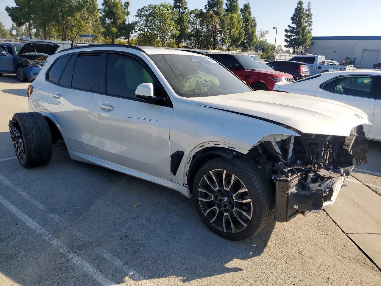 2027 BMW X5 - zdjęcie 4