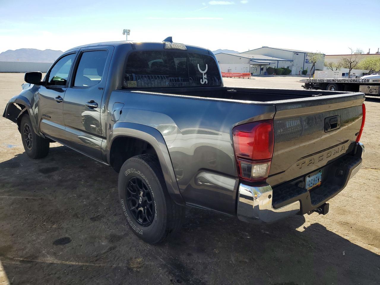 2019 Toyota Tacoma Sr5 - zdjęcie 2