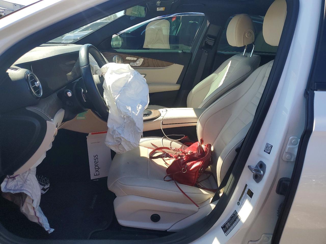 2021 Mercedes-Benz E 350 - zdjęcie 7