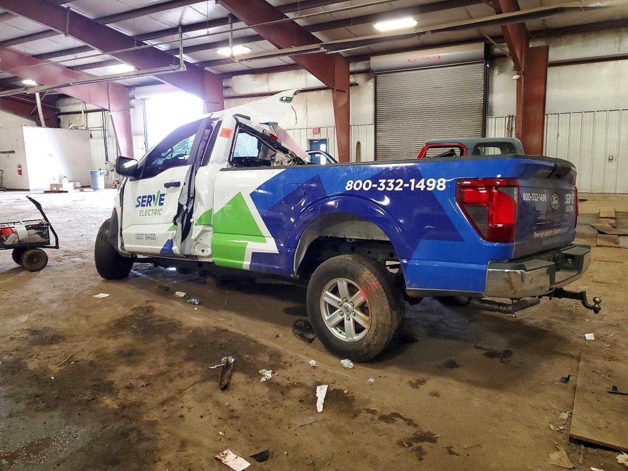 2025 Ford F150 - zdjęcie 2