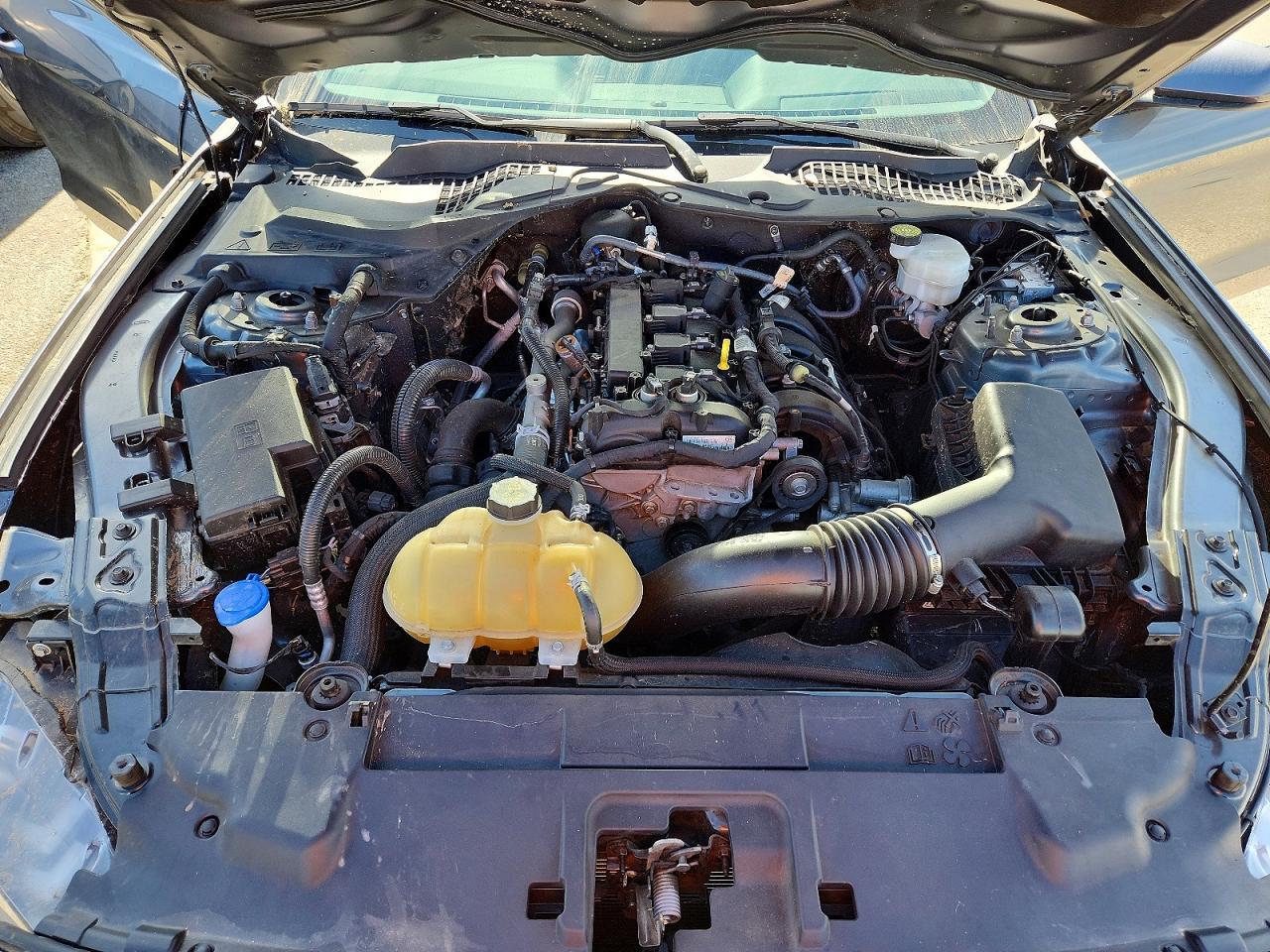 2022 Ford Mustang - zdjęcie 11