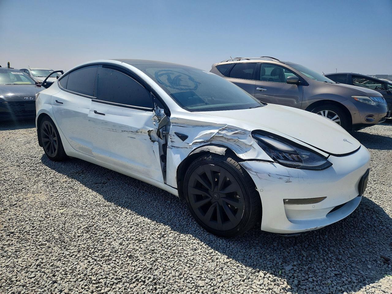 2021 Tesla Model 3 - zdjęcie 4