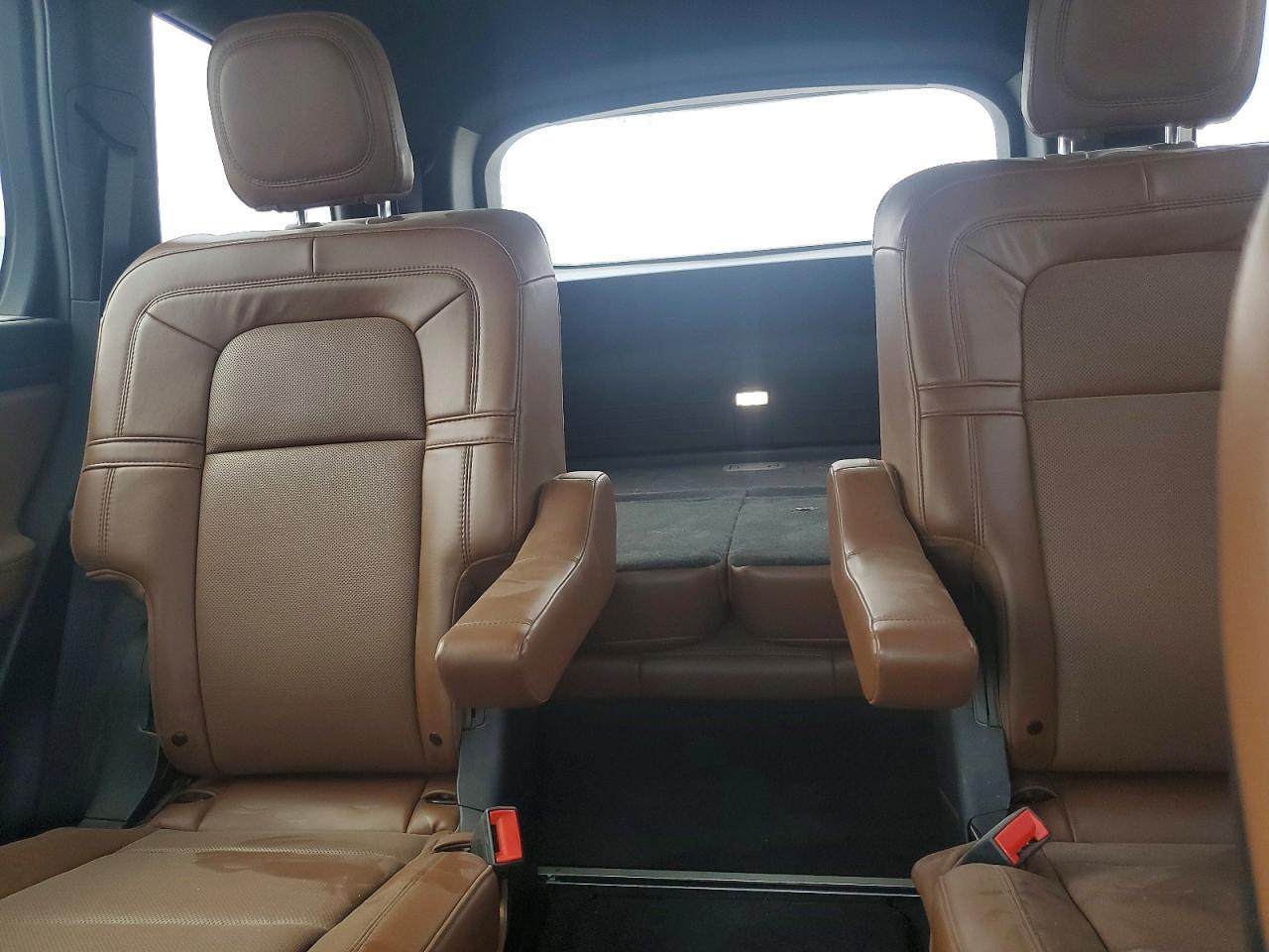 2020 Lincoln Aviator Reserve - zdjęcie 10