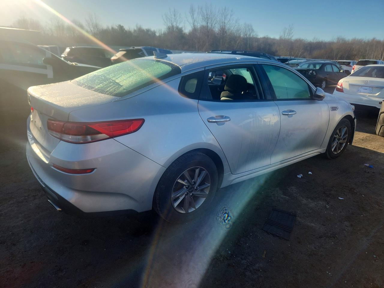 2020 Kia Optima Lx - zdjęcie 3