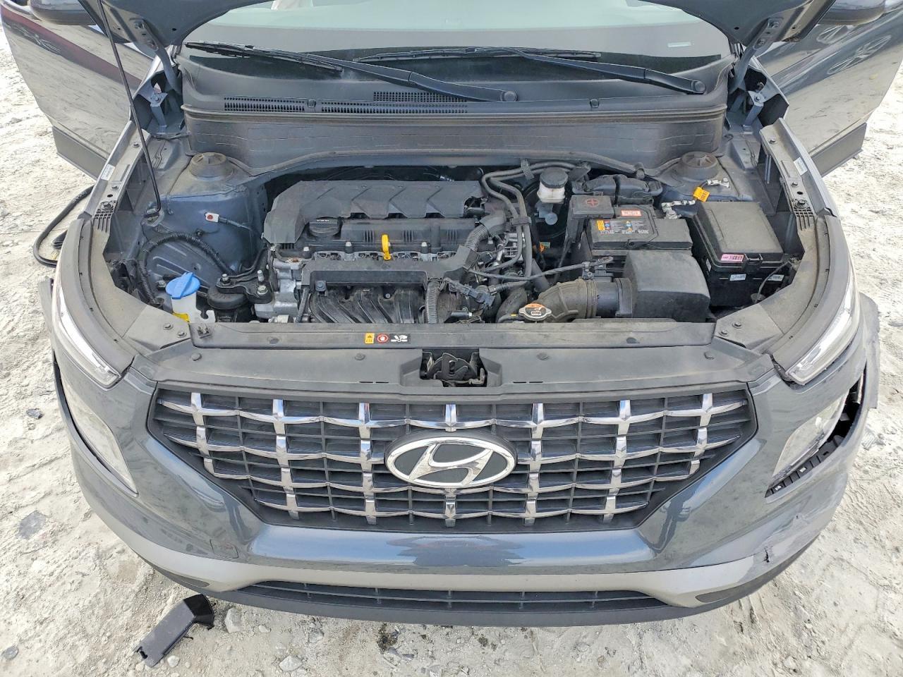 2025 Hyundai Venue Sel - zdjęcie 12