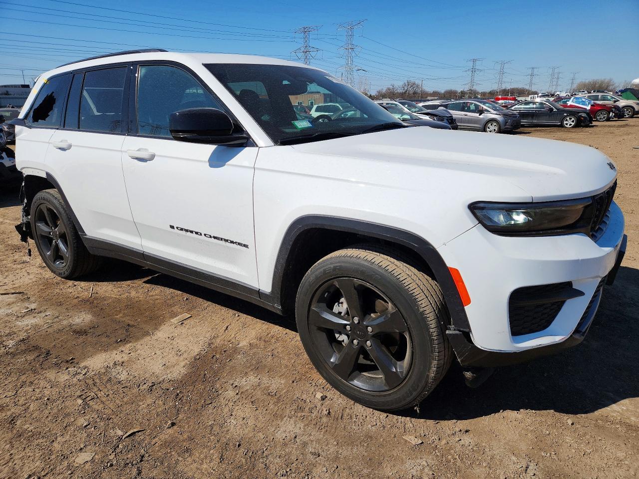 2023 Jeep Grand Cherokee Laredo - zdjęcie 4