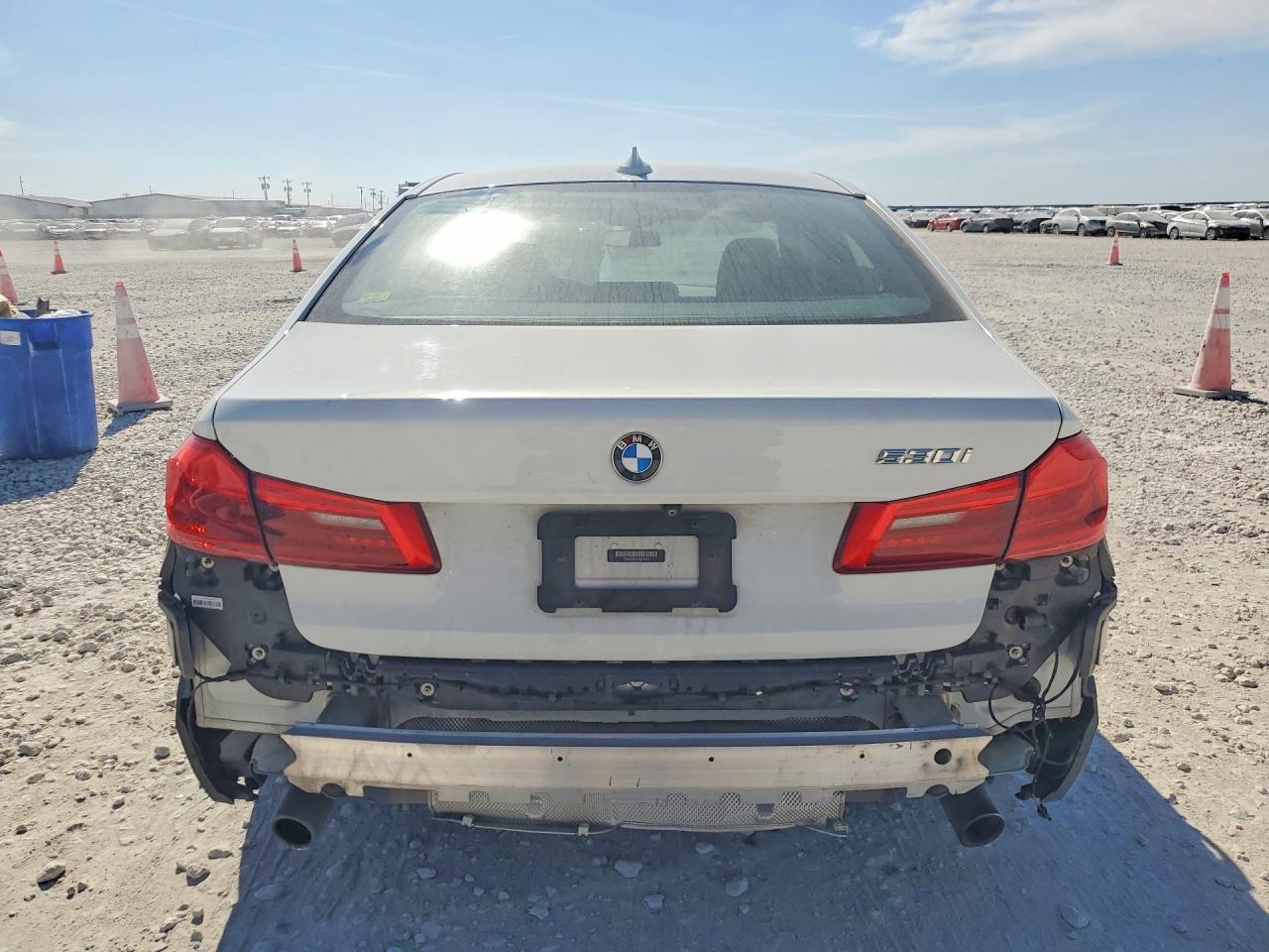 2020 BMW 530 I - zdjęcie 6