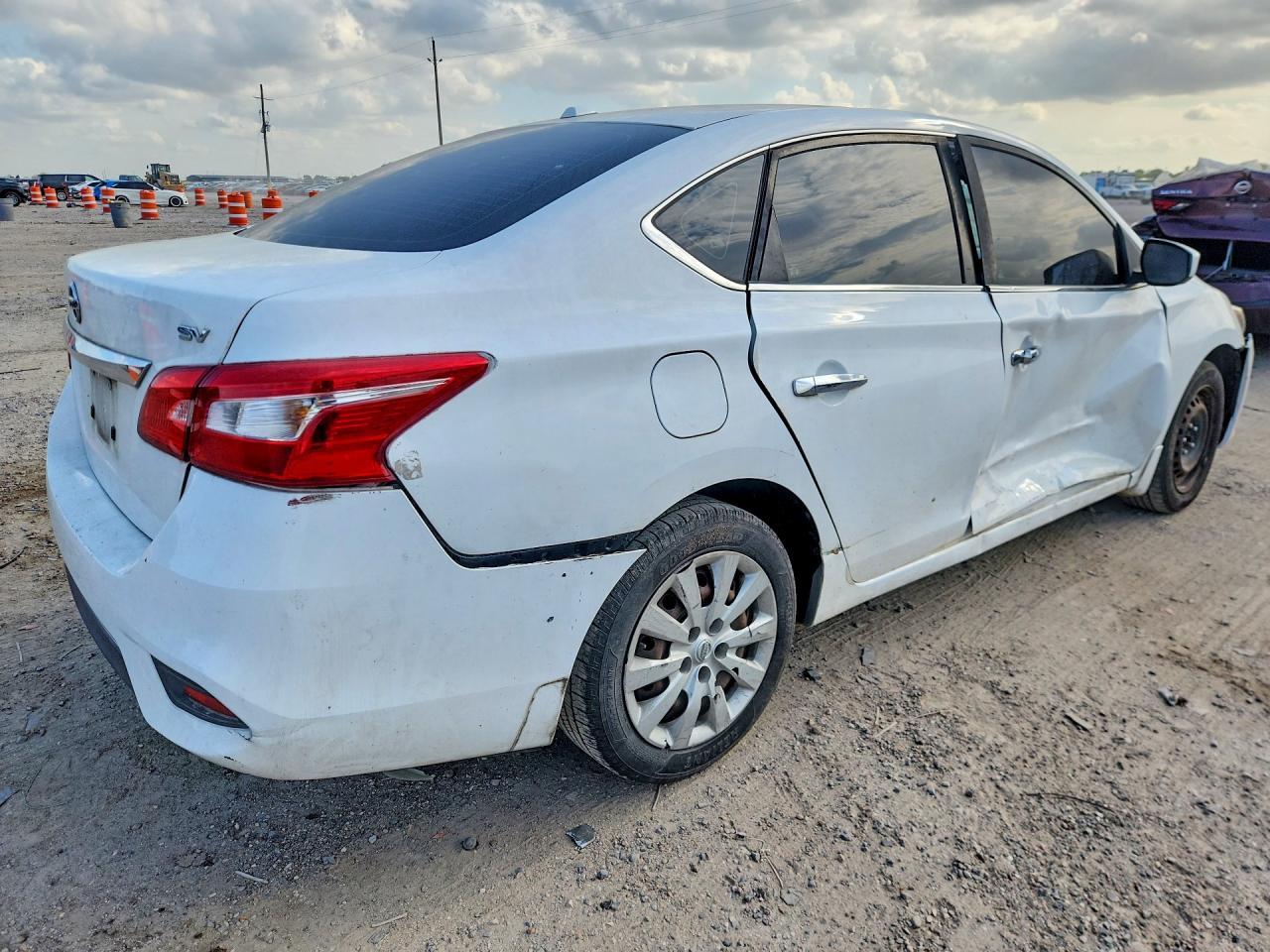 2017 Nissan Sentra Sv - zdjęcie 3