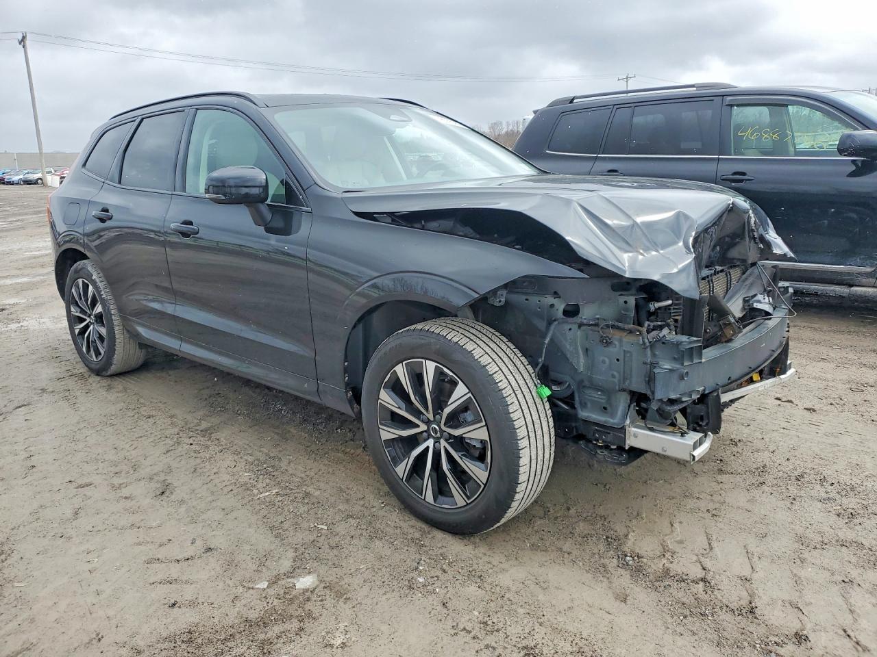 2024 Volvo Xc60 Core - zdjęcie 4