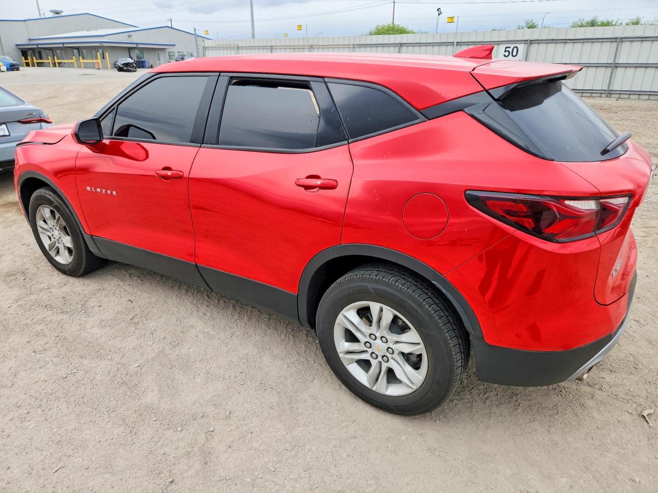 2021 Chevrolet Blazer 2Lt - zdjęcie 2