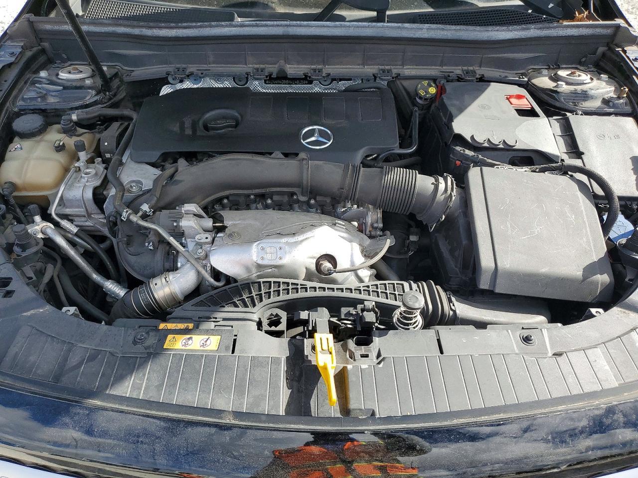 2021 Mercedes-Benz Glb 250 - zdjęcie 11