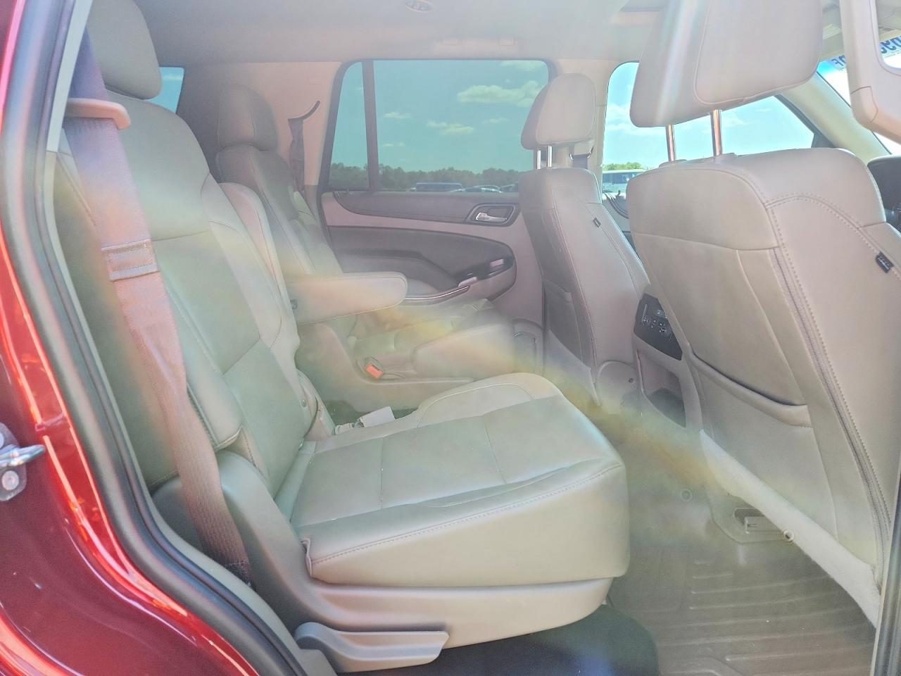 2018 Chevrolet Tahoe C1500 Lt - zdjęcie 11