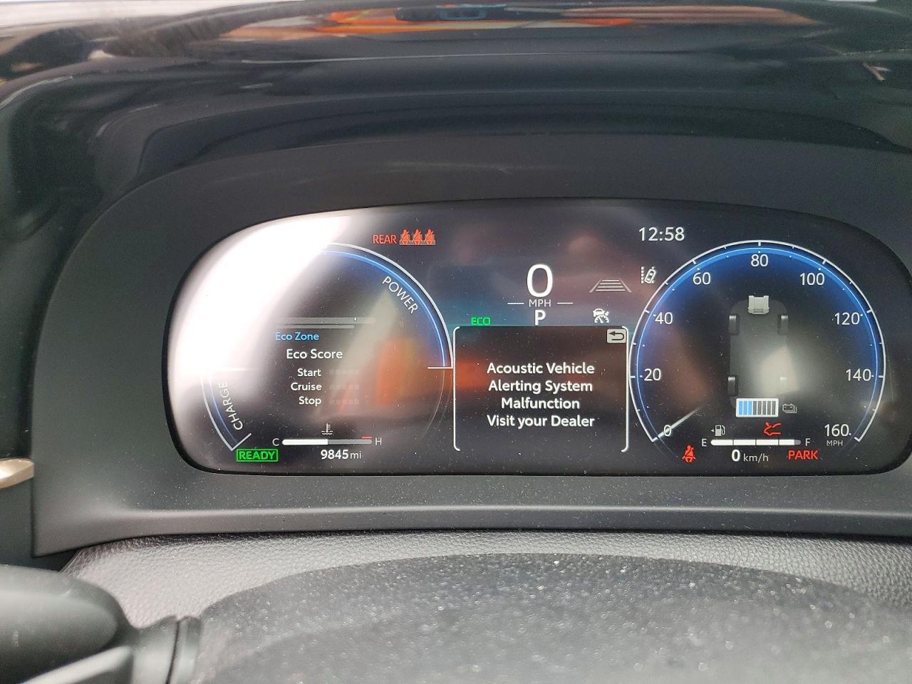 2025 Toyota Crown Signia Xle - zdjęcie 9