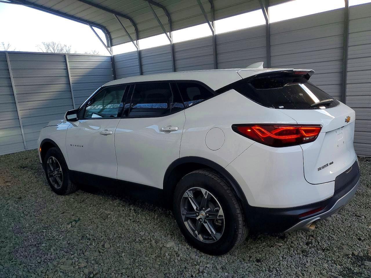 2025 Chevrolet Blazer 2Lt - zdjęcie 2