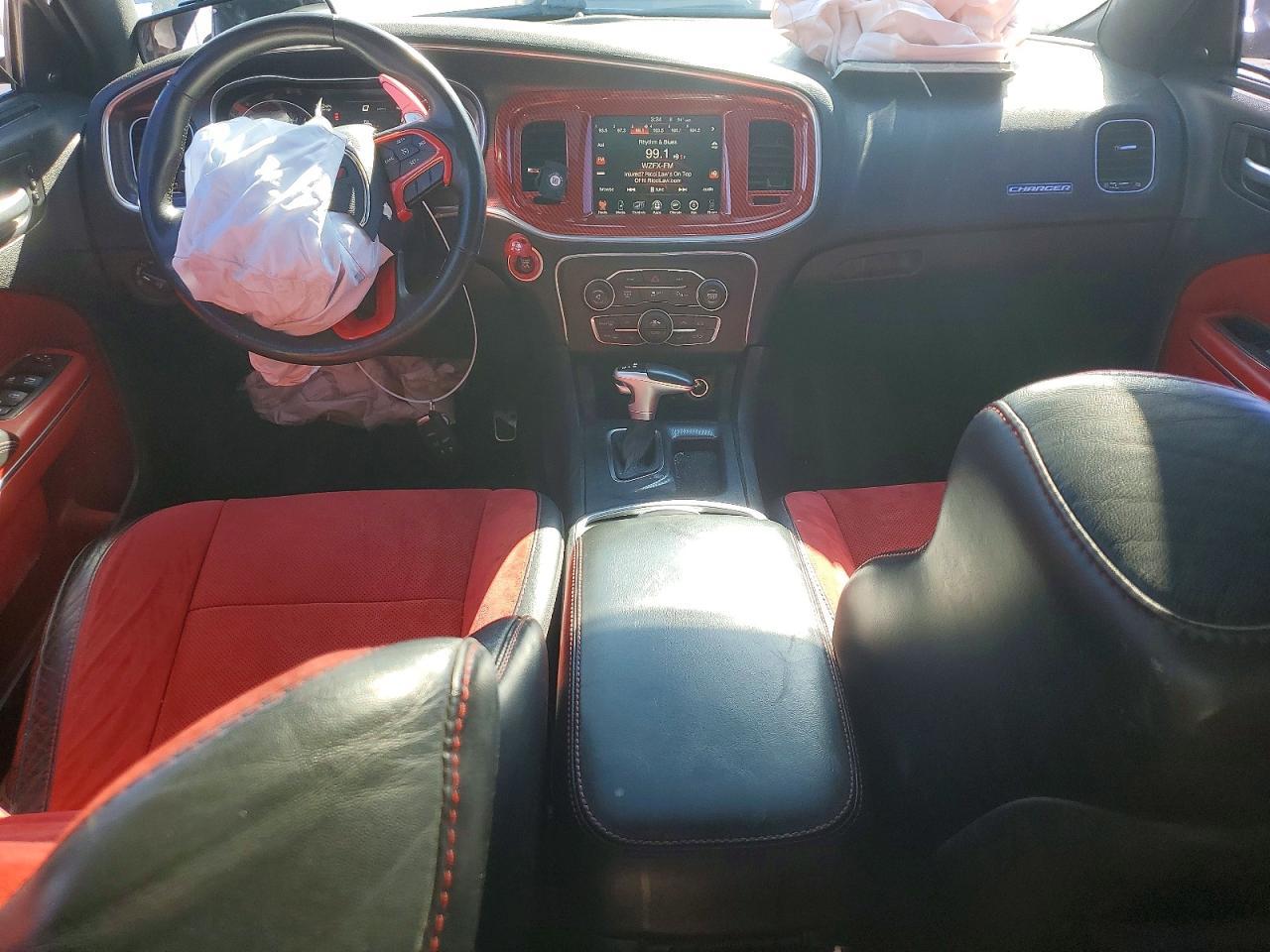 2015 Dodge Charger R - zdjęcie 8