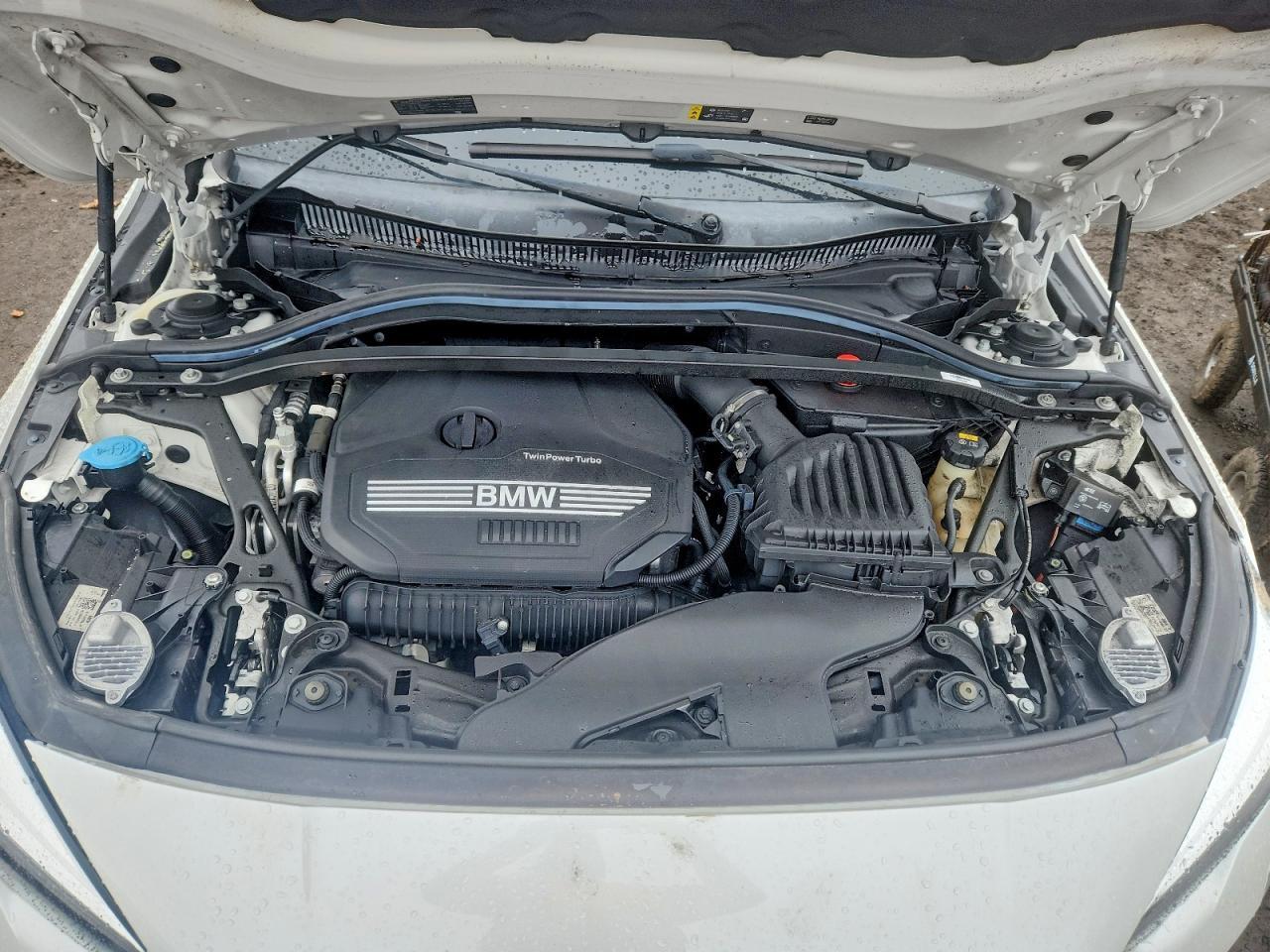 2020 BMW 228Xi - zdjęcie 11