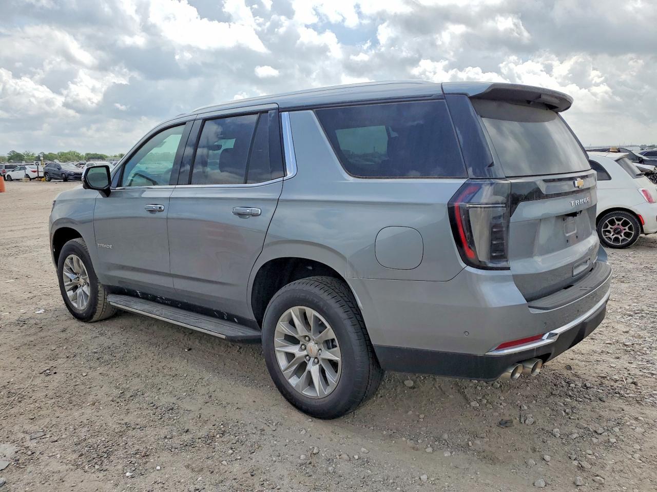 2026 Chevrolet Tahoe K1500 Premier - zdjęcie 2